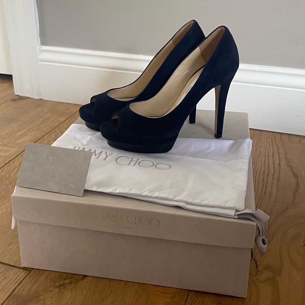 New in box Jimmy Choo Tayten Navy Blue Suede Platform Pumps 35.5 NIB